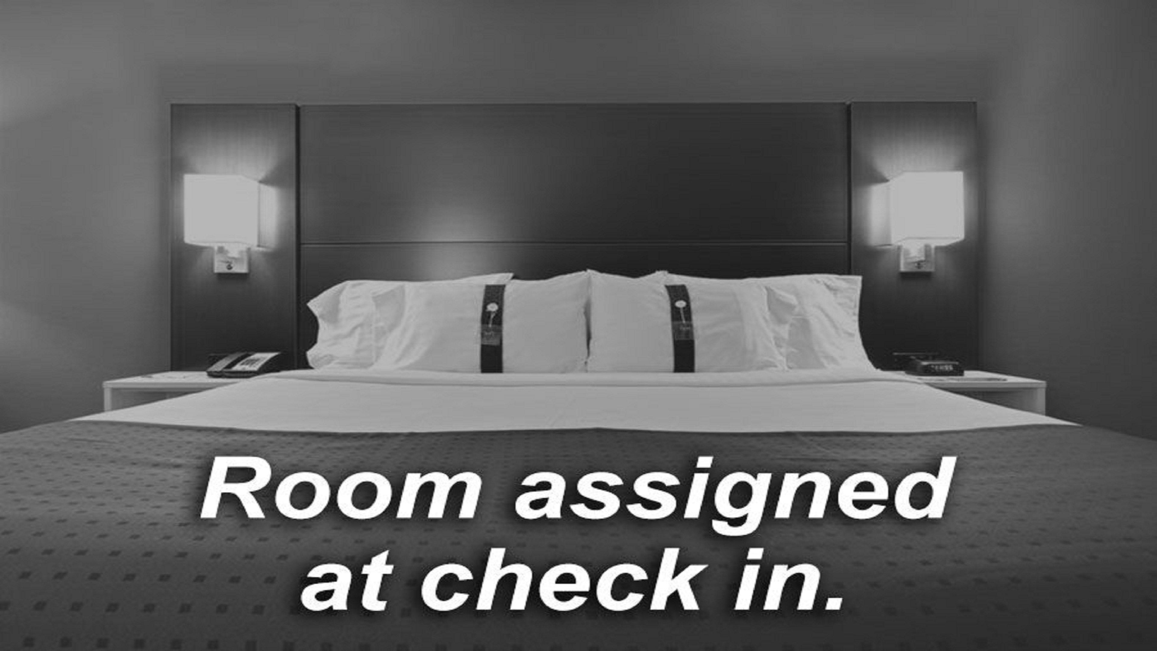 Holiday Inn Express Hanover By Ihg Экстерьер фото