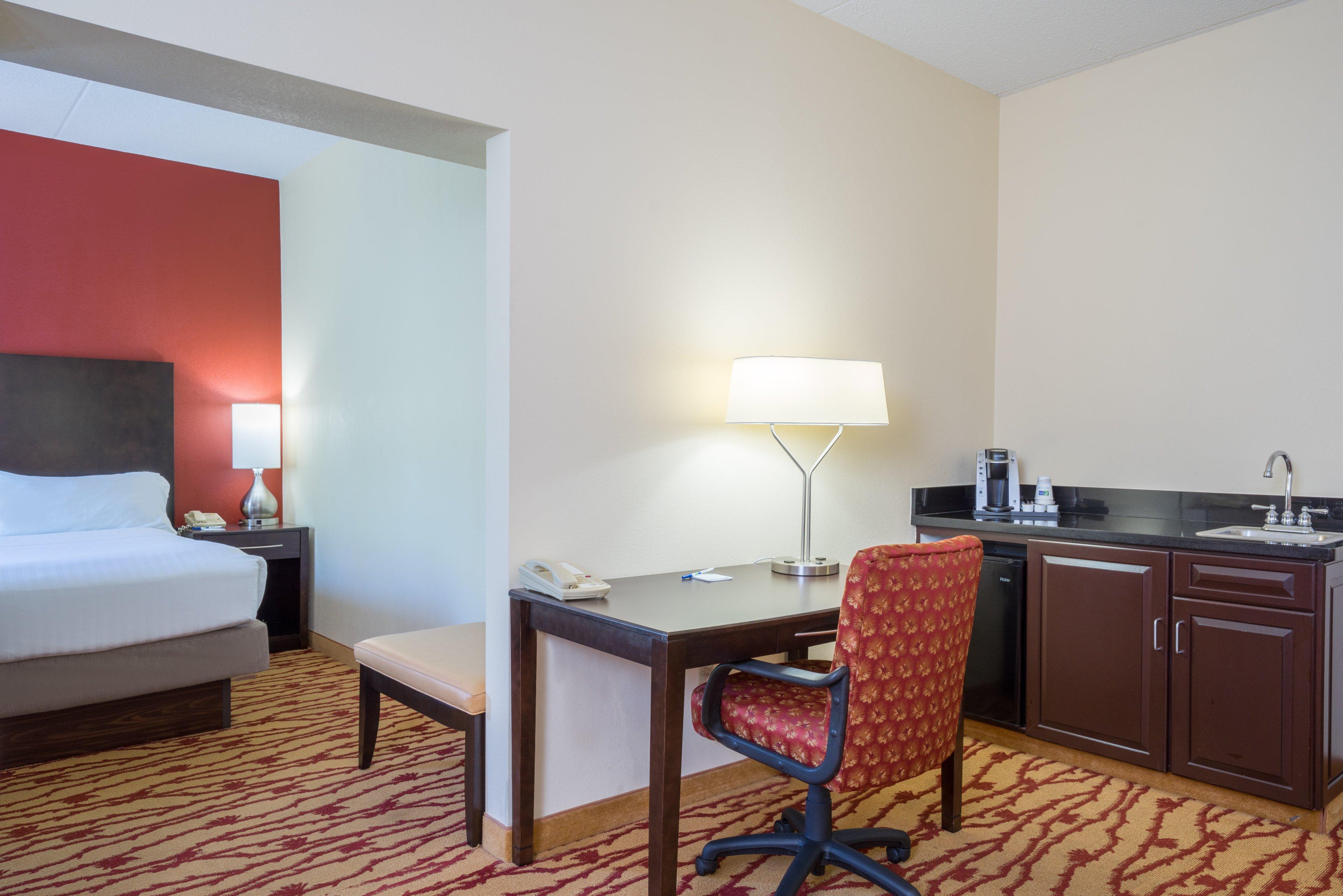 Holiday Inn Express Hanover By Ihg Экстерьер фото