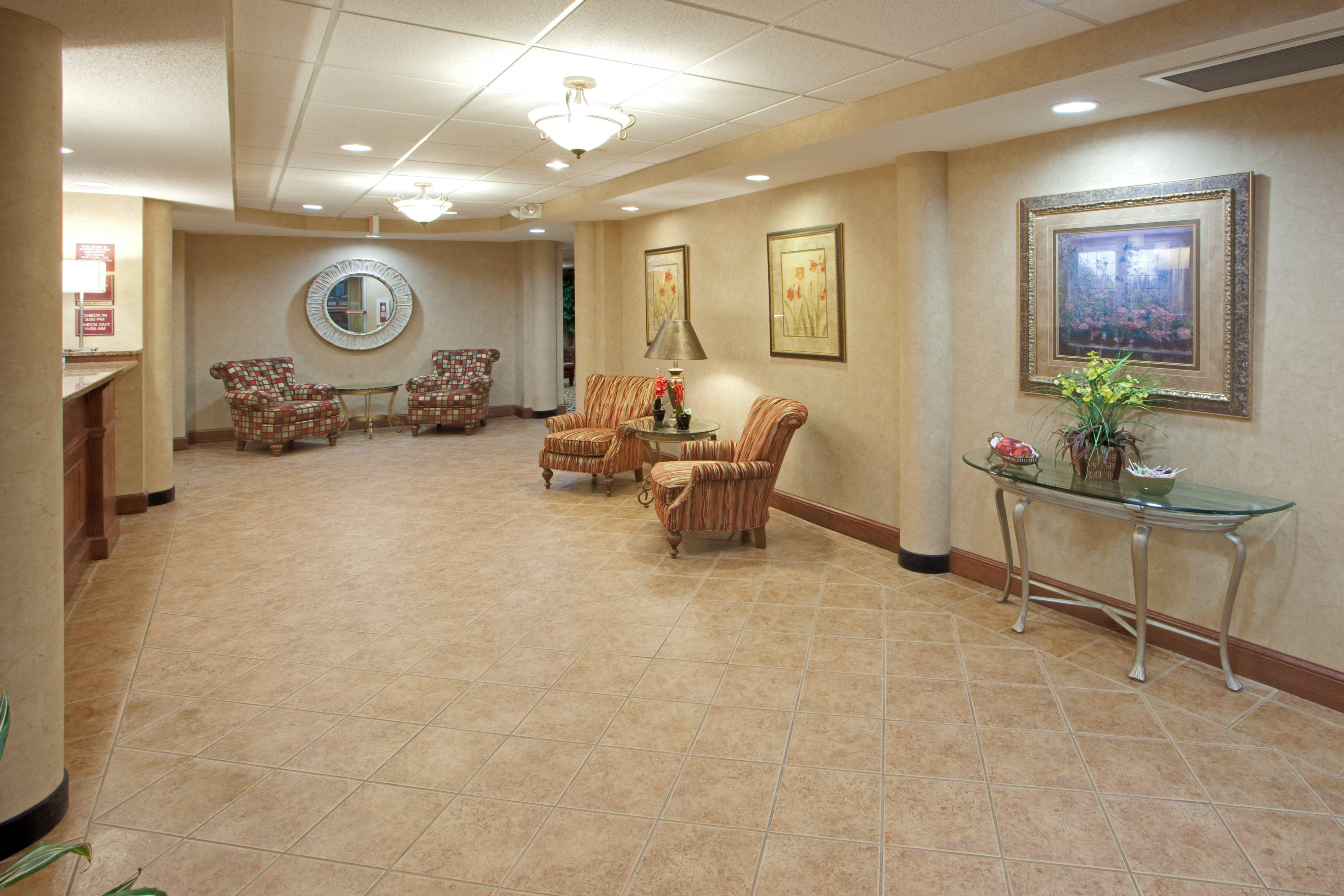Holiday Inn Express Hanover By Ihg Экстерьер фото